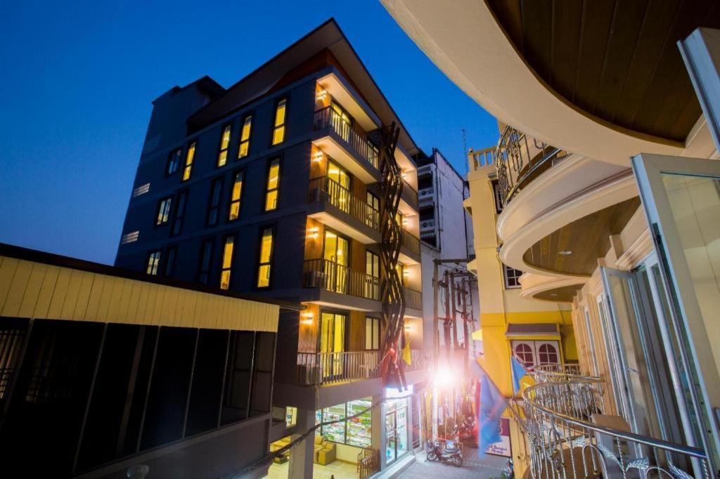 พี.72 โฮเต็ล Hotel Pattaya ภายนอก รูปภาพ