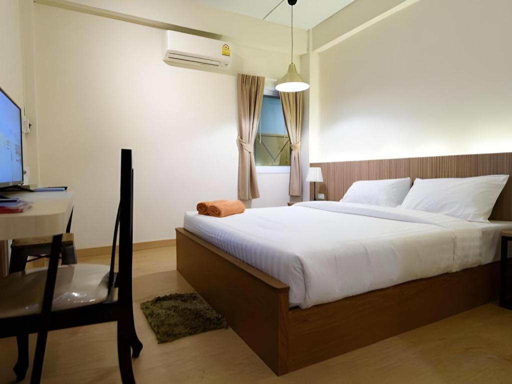 พี.72 โฮเต็ล Hotel Pattaya ภายนอก รูปภาพ