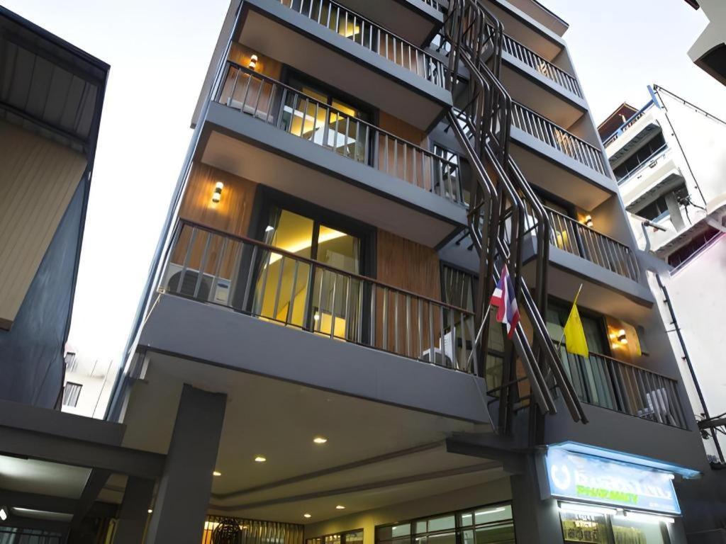 พี.72 โฮเต็ล Hotel Pattaya ภายนอก รูปภาพ